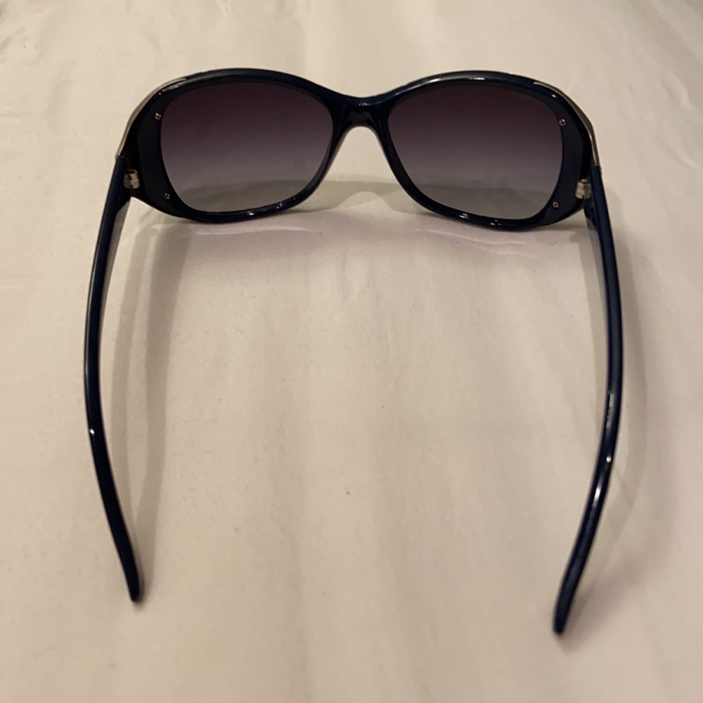Versace Women’s Medusa Sunglasses - Picture 4 of 7